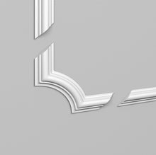 Panel 2C | The corner piece of the decorative list