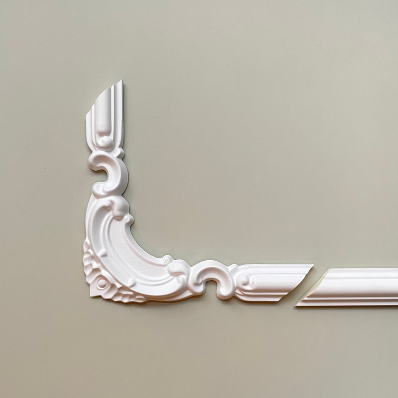 Panel 2CD | The corner piece of the decorative list